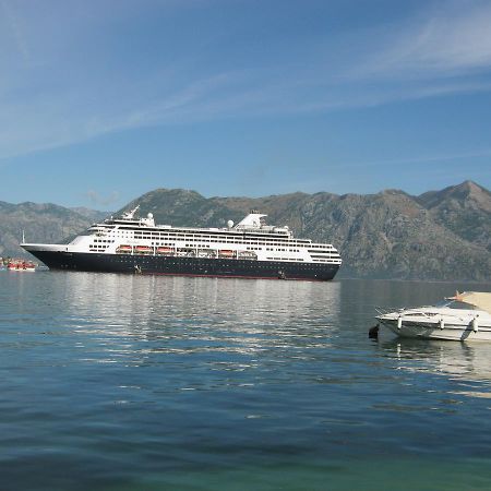 Ferienwohnung Melodia Del Mare 2 Kotor Exterior foto